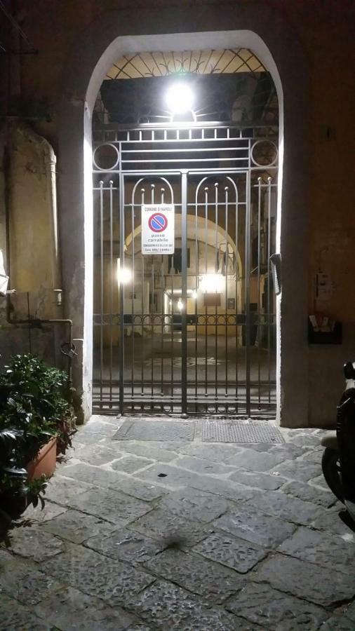 Ferienwohnung Il Volo Del Gabbiano Neapel Exterior foto