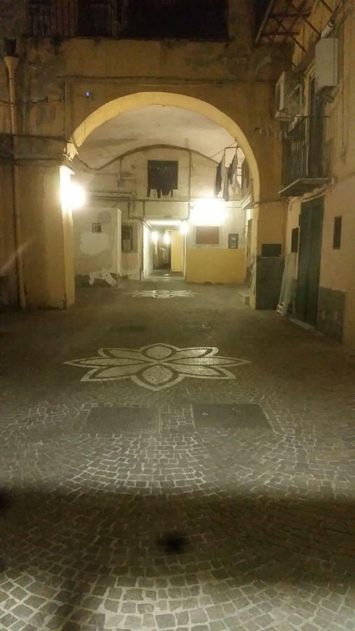 Ferienwohnung Il Volo Del Gabbiano Neapel Exterior foto